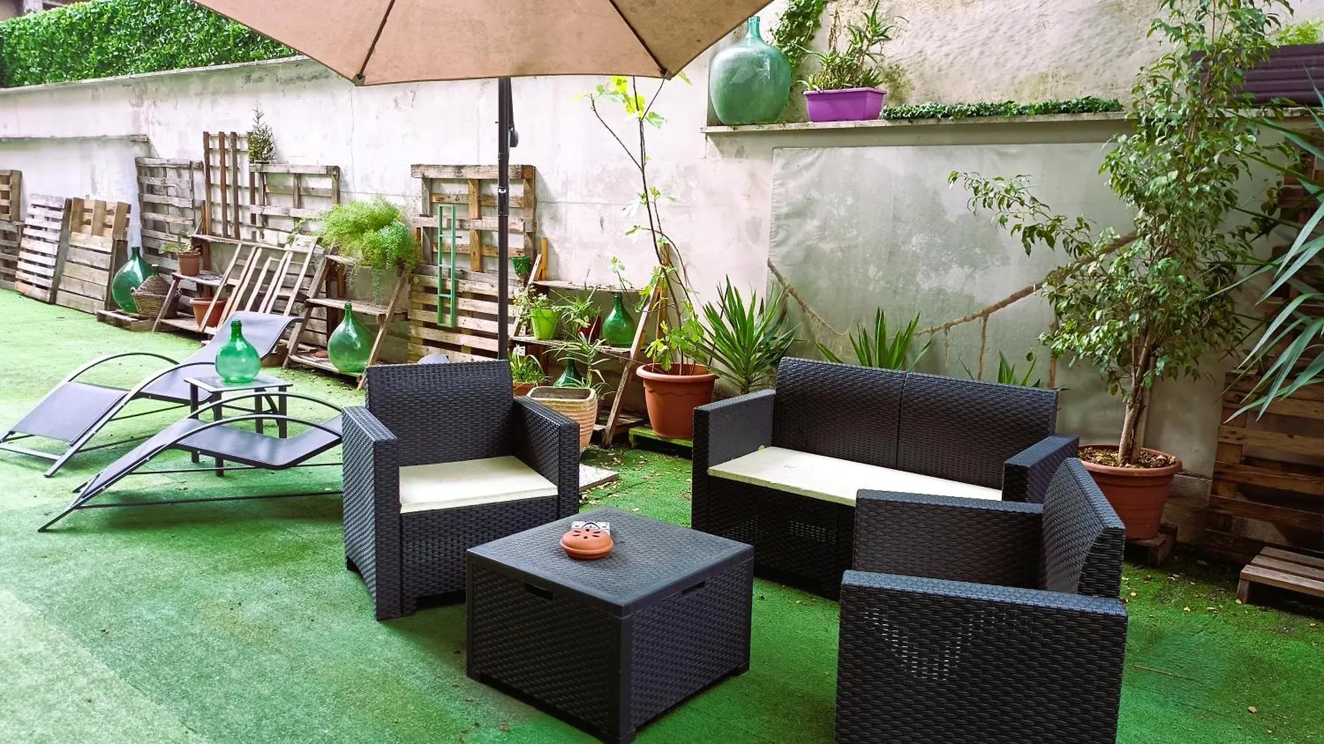 Lanzies Guesthouse Rome 0*,  Italy