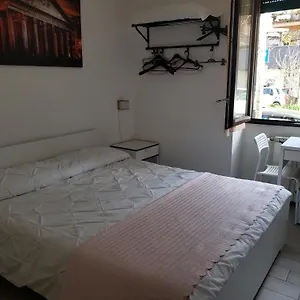 Bed & Breakfast Metro B 10 Passi Dalla Metro B, Roma