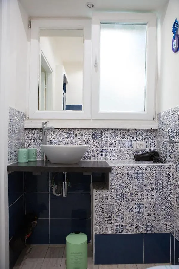 Lanzies Guesthouse روما إيطاليا