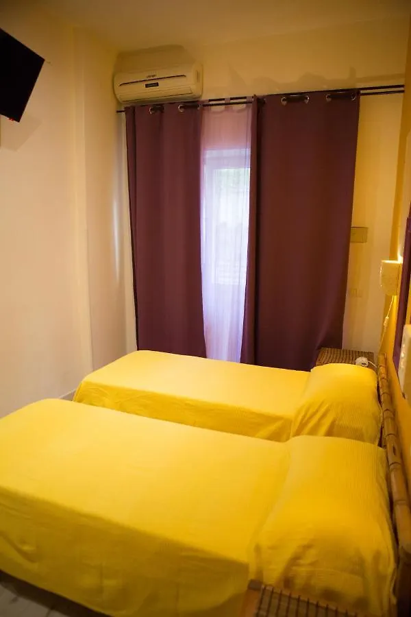 Lanzies Guesthouse روما