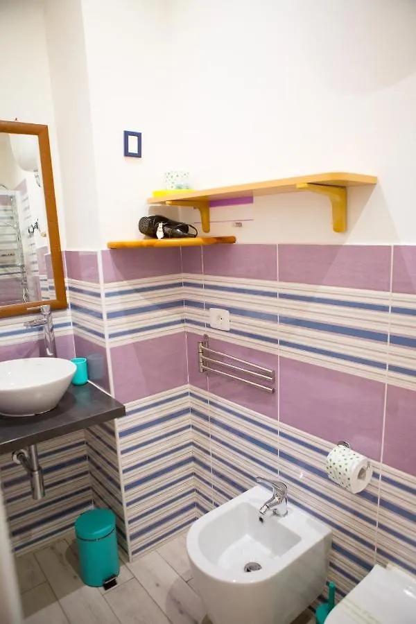 Lanzies Guesthouse روما بيت ضيافة