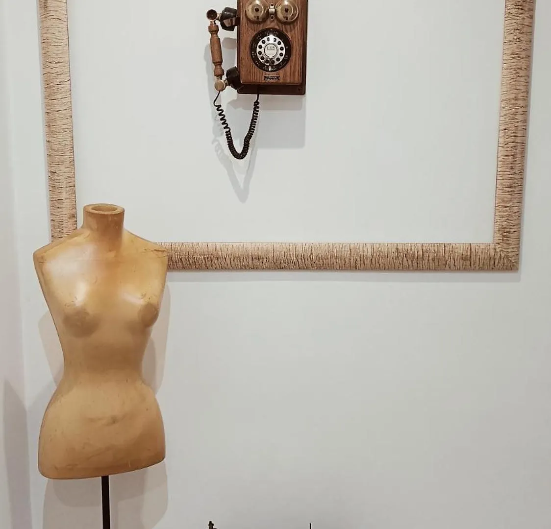 Lanzies Guesthouse Rome