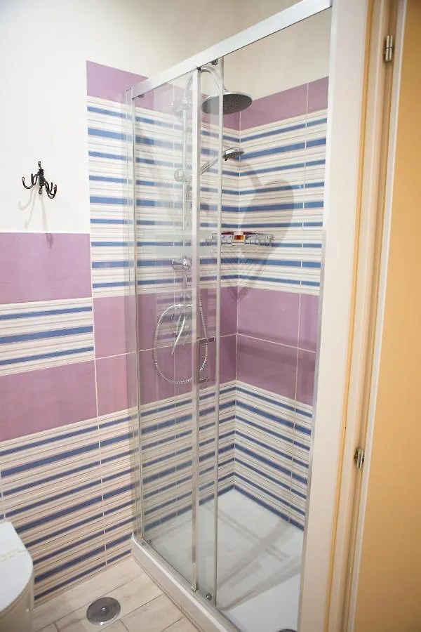 Lanzies Guesthouse Roma Affittacamere